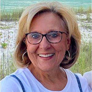 Meet your Posher, Teresa